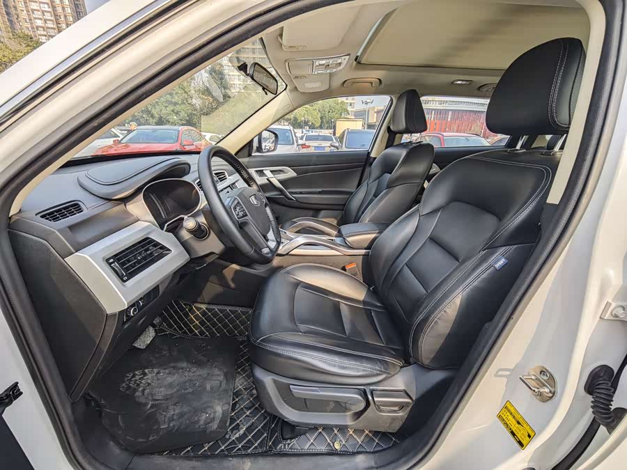 GEELY Boyue 2017 immagine di auto #10