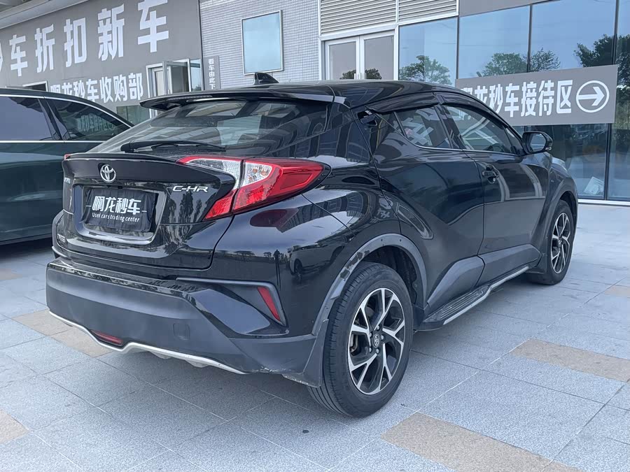 Toyota C-HR 2020 immagine di auto #10