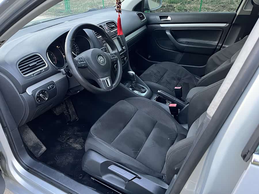 Volkswagen Golf (Imported) 2011 immagine di auto #10