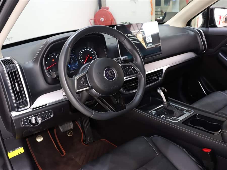 BYD Tang 2020 car image #10