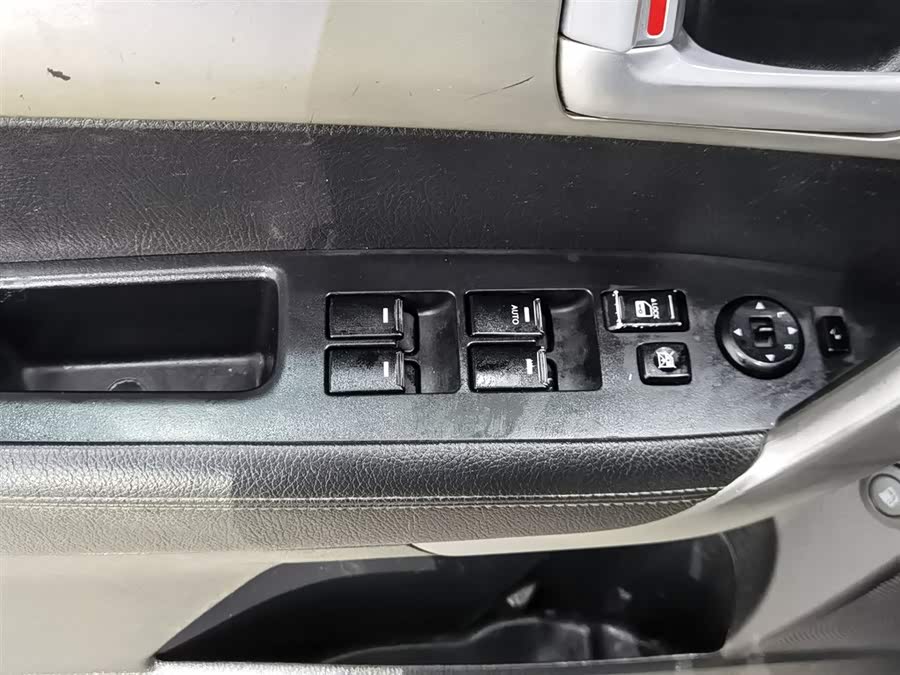 起亚 索兰托 2012 汽车图片 #10