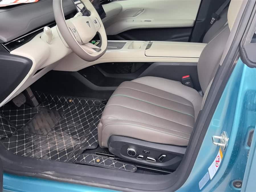 Deepal L07 2024 изображение автомобиля #10