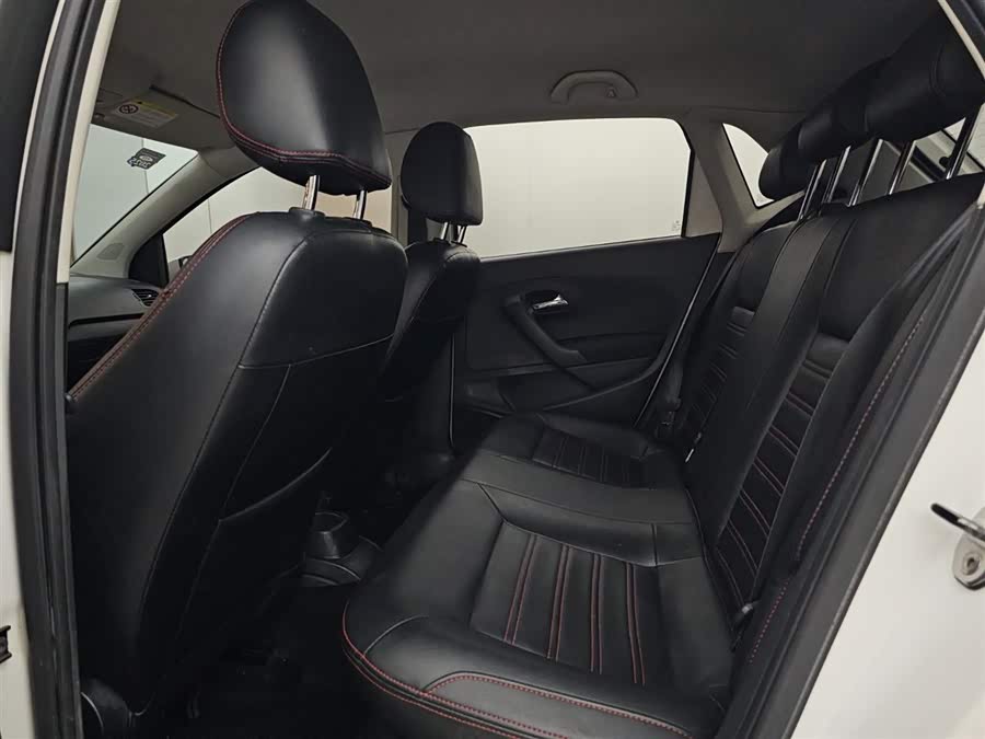 Volkswagen Polo 2017 immagine di auto #10