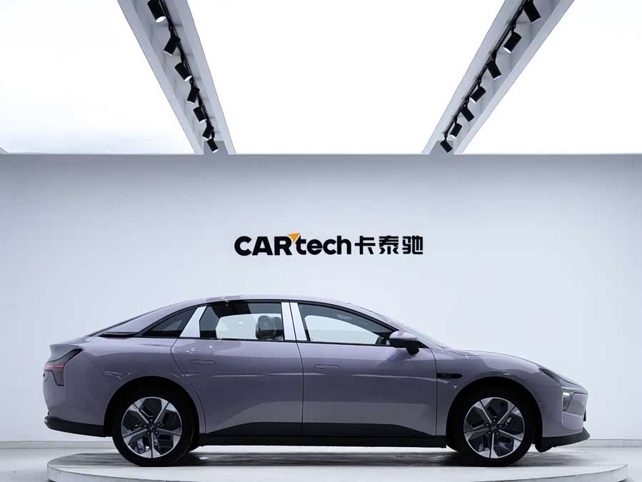 Xpeng MONA M03 2025 صورة سيارة #10