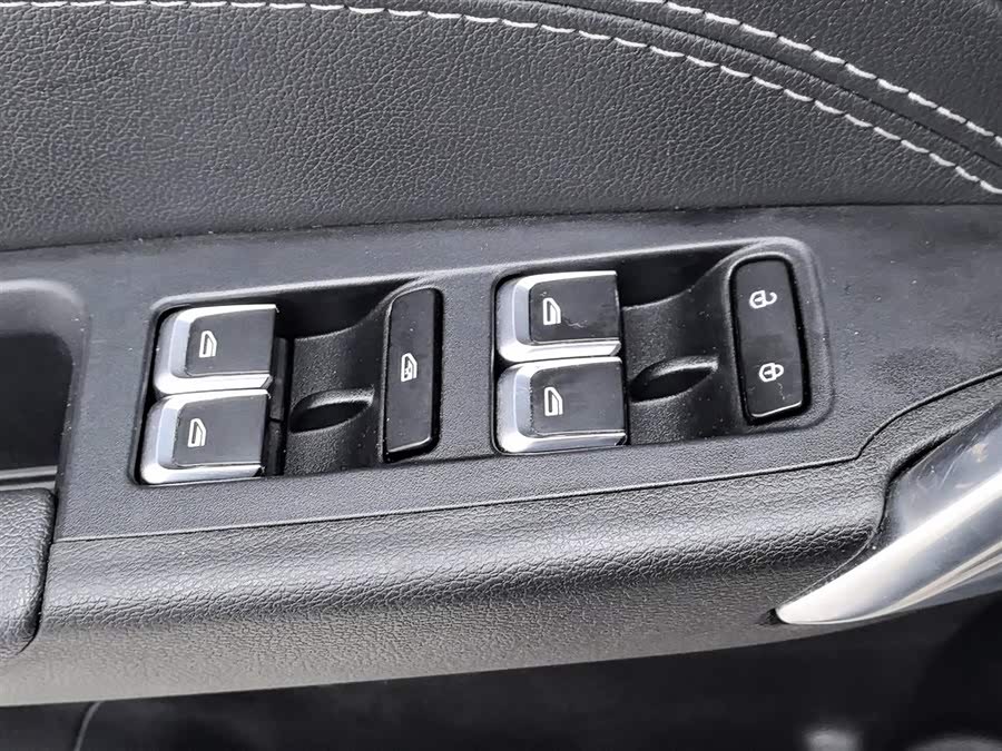 GEELY 2020 immagine di auto #10