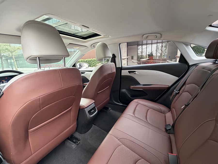 Chevrolet Monza 2023 immagine di auto #10