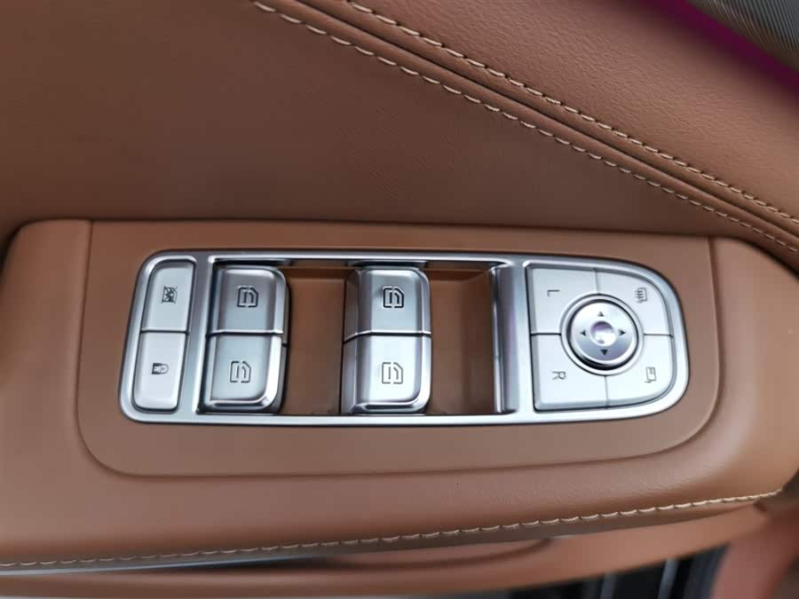 HongQi H9 2020 car image #10