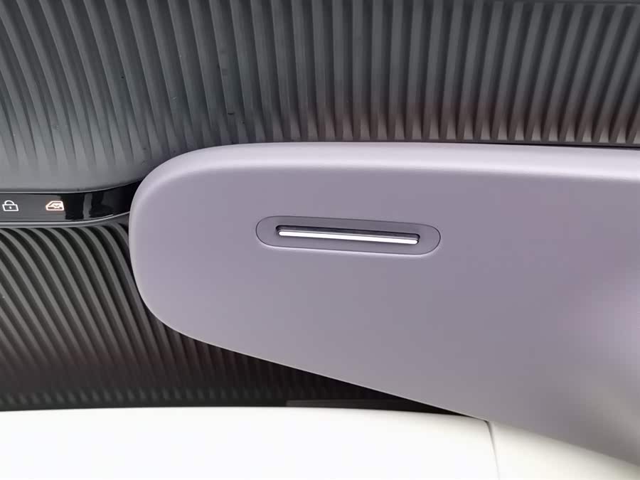 Avatr 12 2025 car image #10