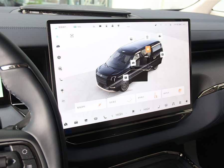 极氪 极氪009 2025 汽车图片 #10