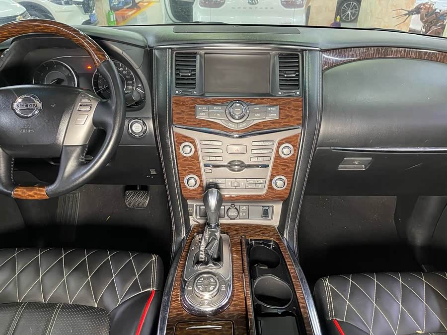 日产 途乐 2017 汽车图片 #10