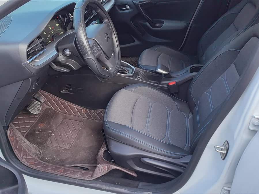 Citroen C3-XR 2023 #10 Citroen C3-XR 2023 car image #10