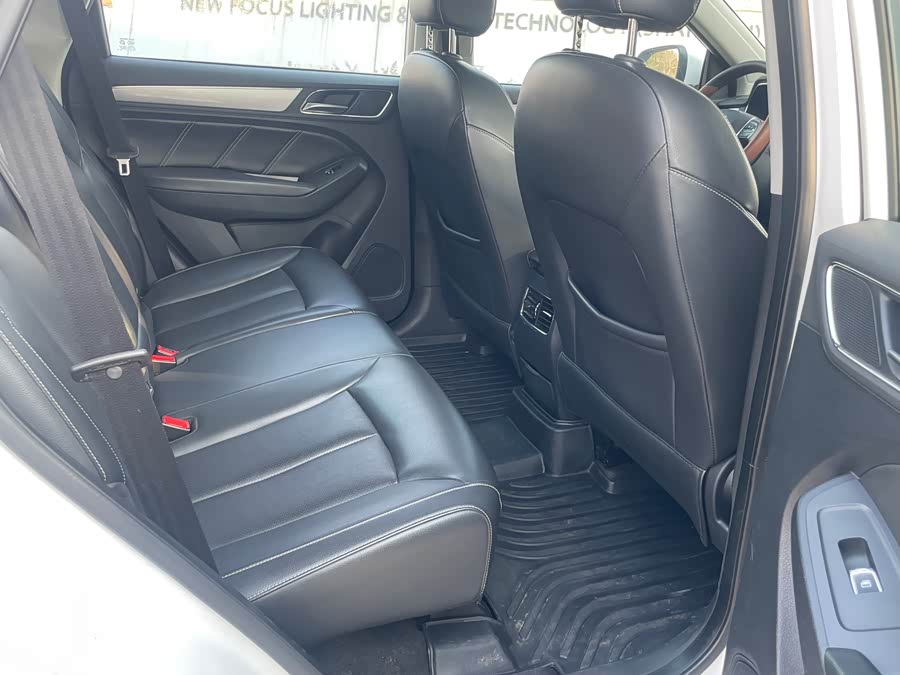 Roewe RX5 2022 изображение автомобиля #10