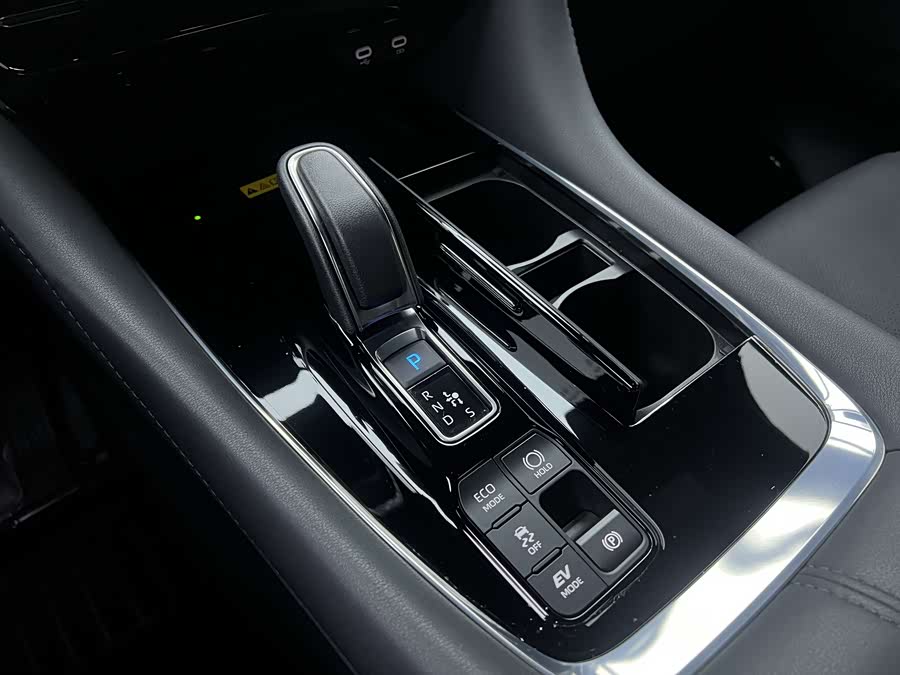 Toyota Vellfire 2025 #10 Toyota Vellfire 2025 immagine di auto #10