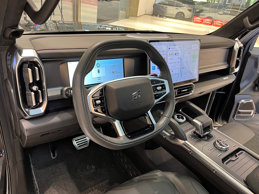 Jetour Traveller 2023 car image #10