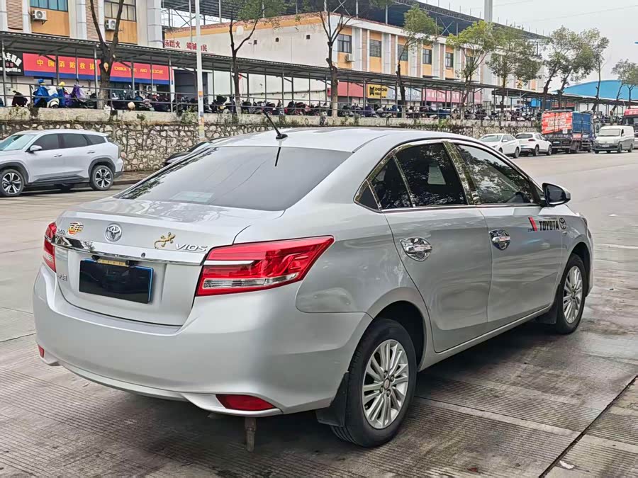 Vios 2022 car image #10