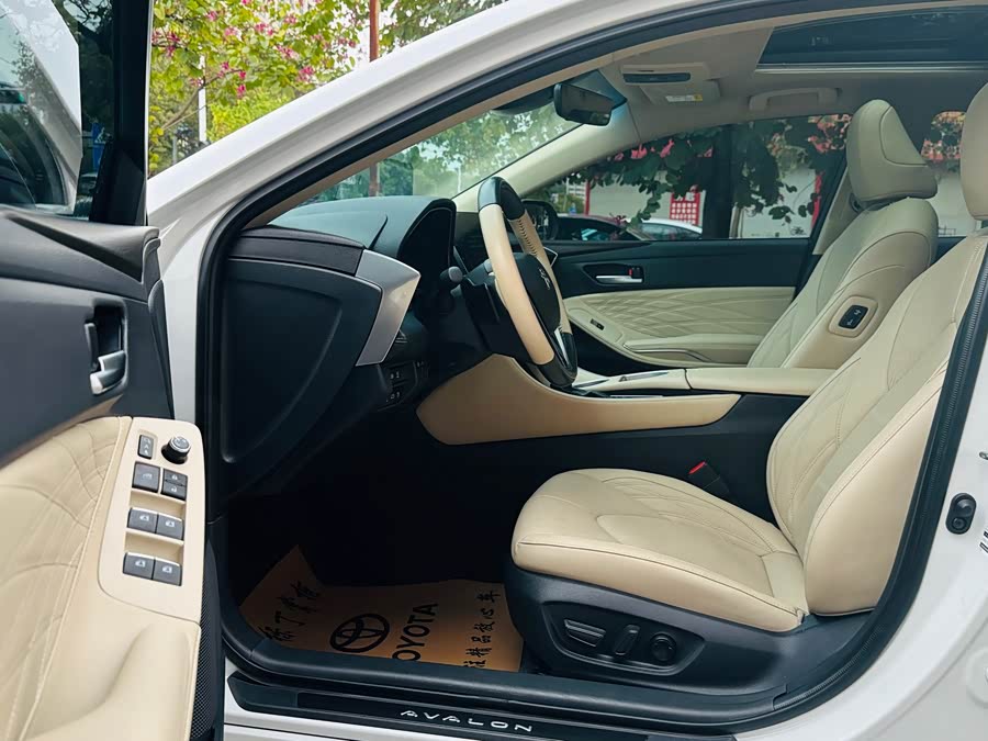 Toyota Avalon 2022 #10 Toyota Avalon 2022 car image #10