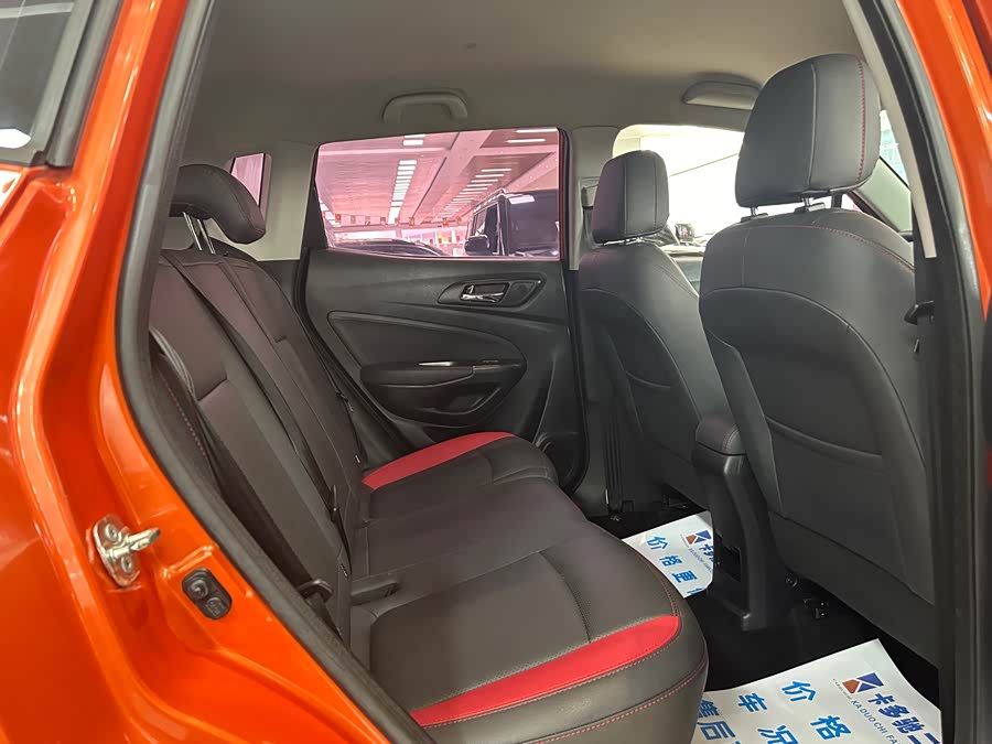 Changan CS15 2018 immagine di auto #10