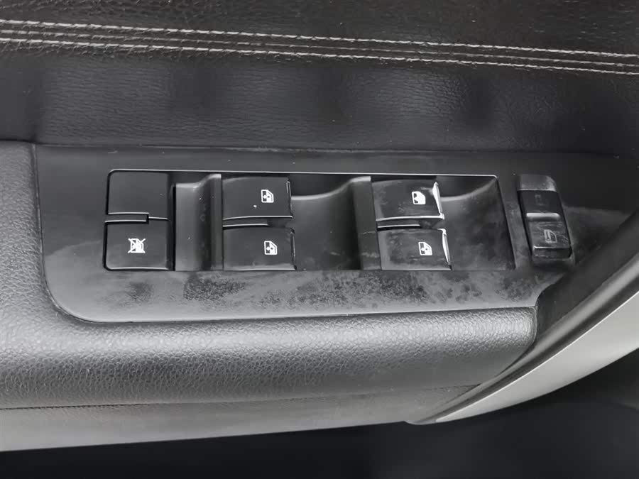 Chevrolet Captiva 2016 imagem de carro #10