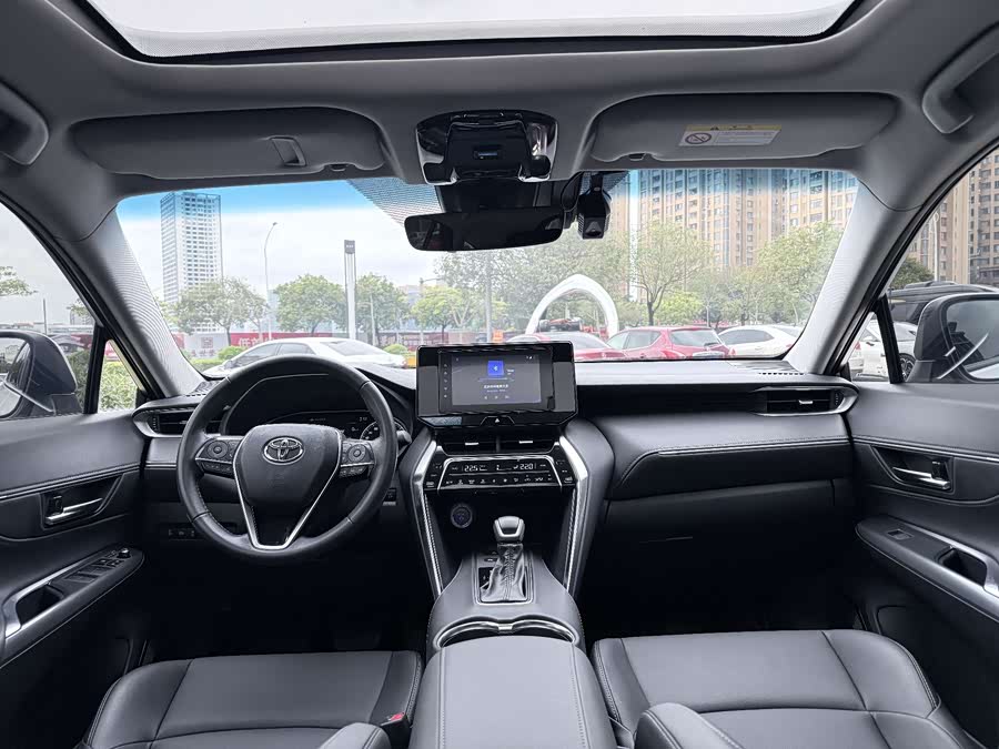 Toyota Venza 2023 car image #10