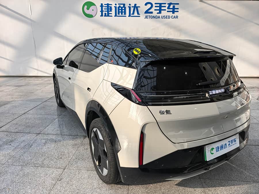 Zeekr X 2023 car image #10