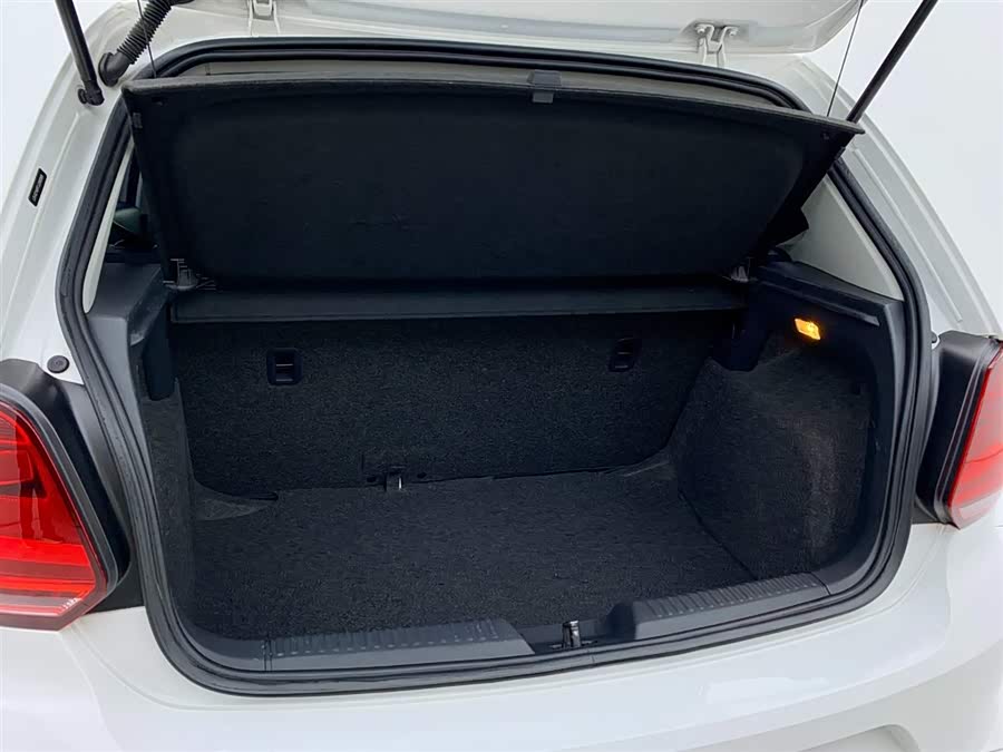 Volkswagen Polo 2019 immagine di auto #10