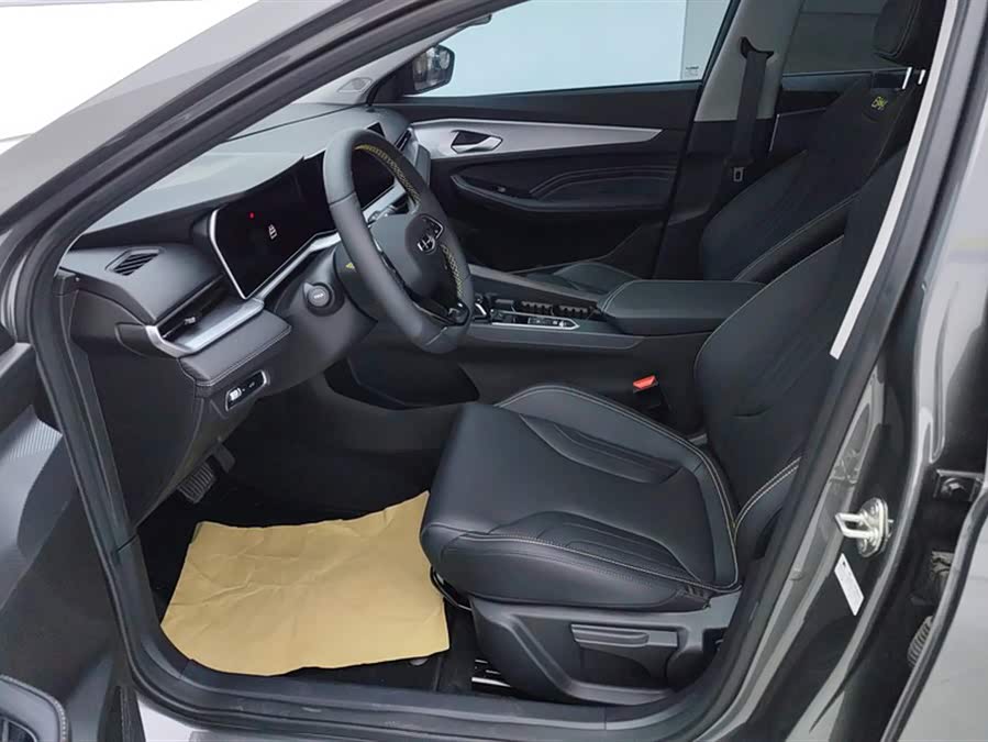 GEELY Binray 2025 car image #10