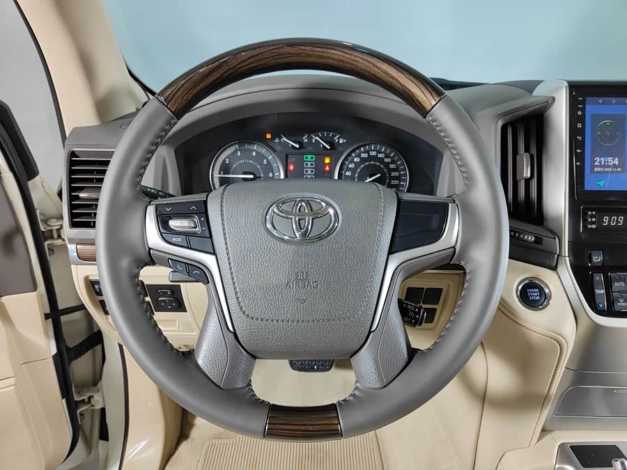 Toyota 2019 #10 Toyota 2019 car image #10