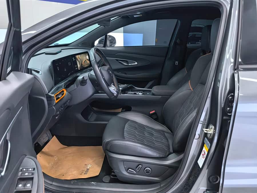 Changan UNI-T 2022 car image #10