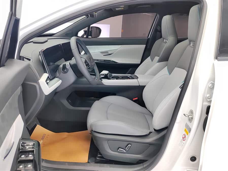 Changan UNI-T 2023 car image #10