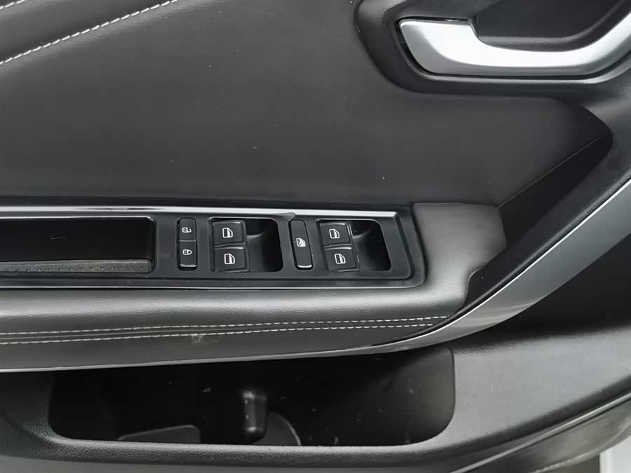 Jetour X70 2019 صورة سيارة #10