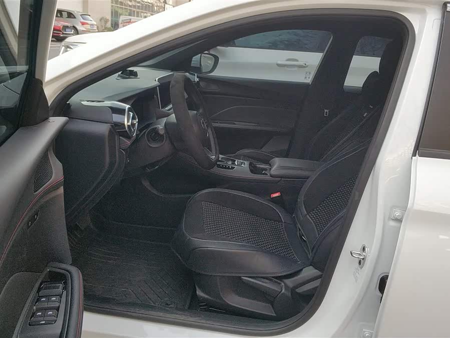 MG 5 2025 car image #10