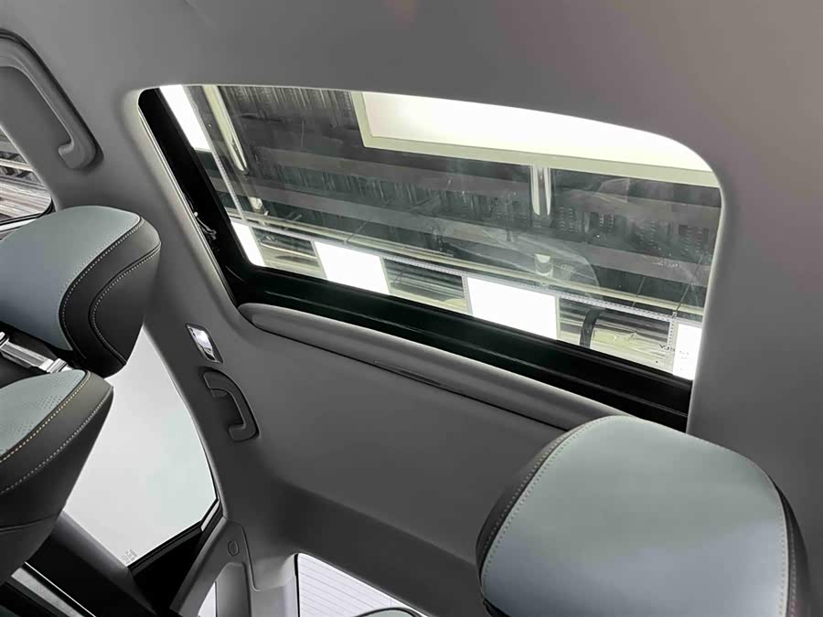 GEELY Emgrand L 2022 صورة سيارة #10