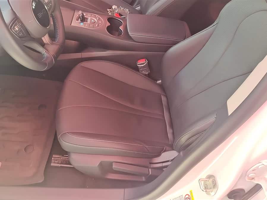 BYD Seal 05 DM-i 2025 car image #10