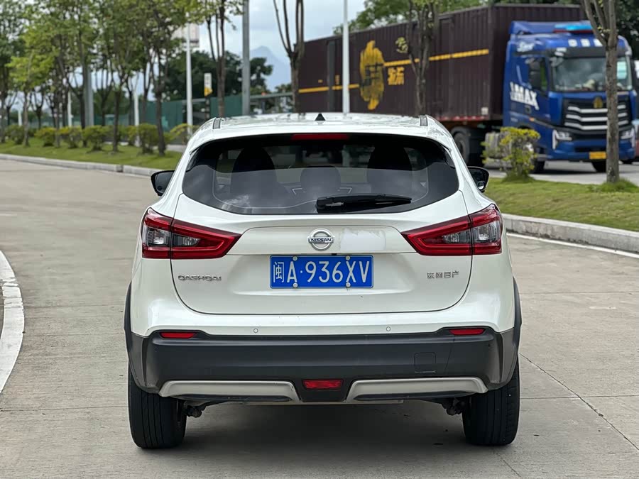 Nissan Qashqai 2021 car image #10