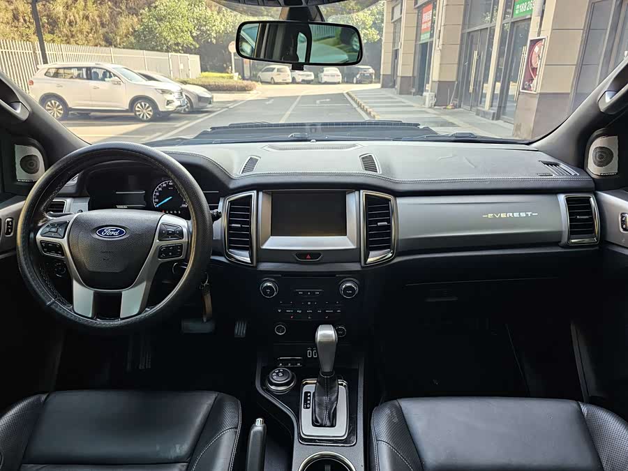 Ford Everest 2018 car image #10