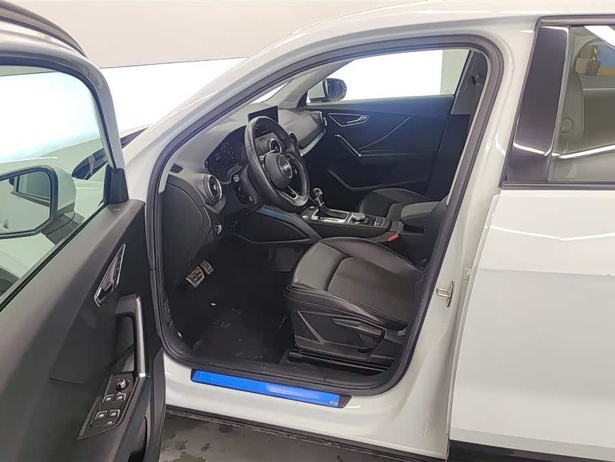 奥迪 奥迪Q2L e-tron 2023 汽车图片 #10