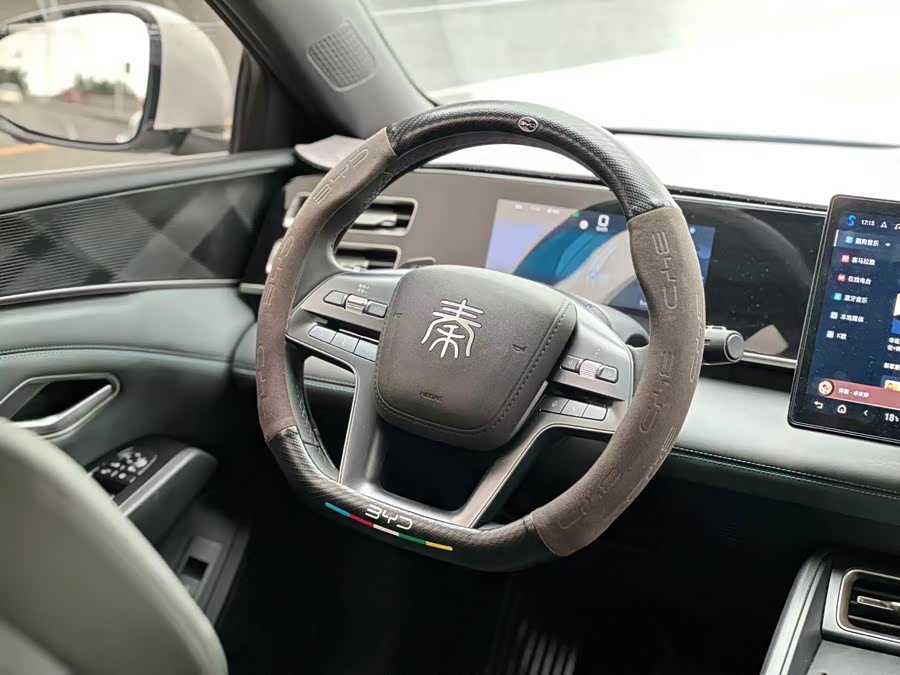BYD Qin L 2025 immagine di auto #10