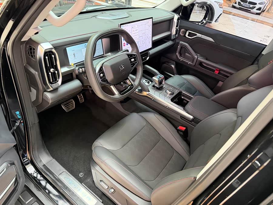 Jetour Traveller 2024 car image #10