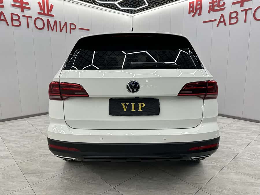 Volkswagen Tharu 2021 car image #10