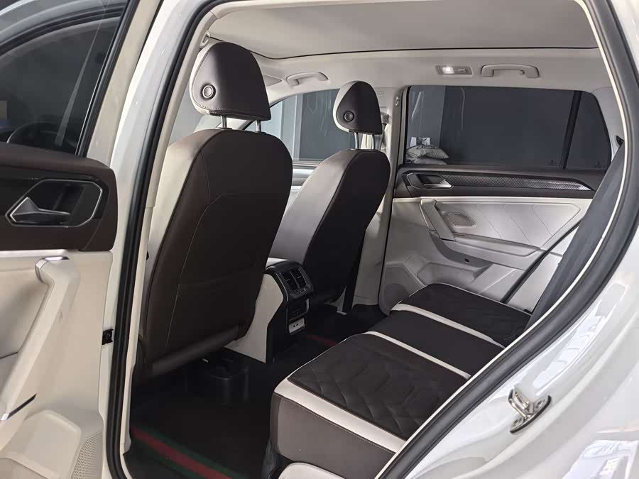 Volkswagen Tayron 2022 car image #10