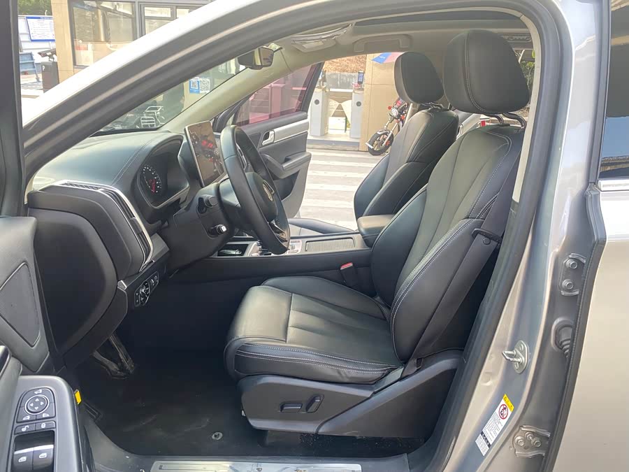 BYD Tang 2018 car image #10