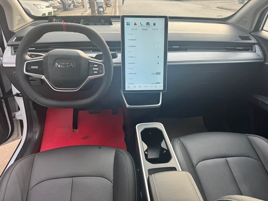 哪吒汽车 哪吒AYA 2024 汽车图片 #10