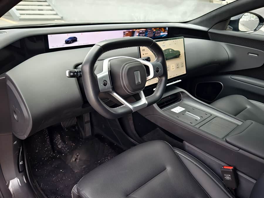 Avatr 12 2024 car image #10