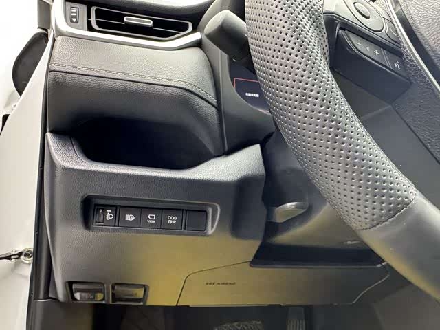 Toyota RAV4 2024 car image #10