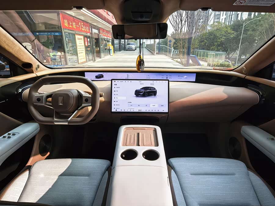 Avatr 07 2025 imagem de carro #10