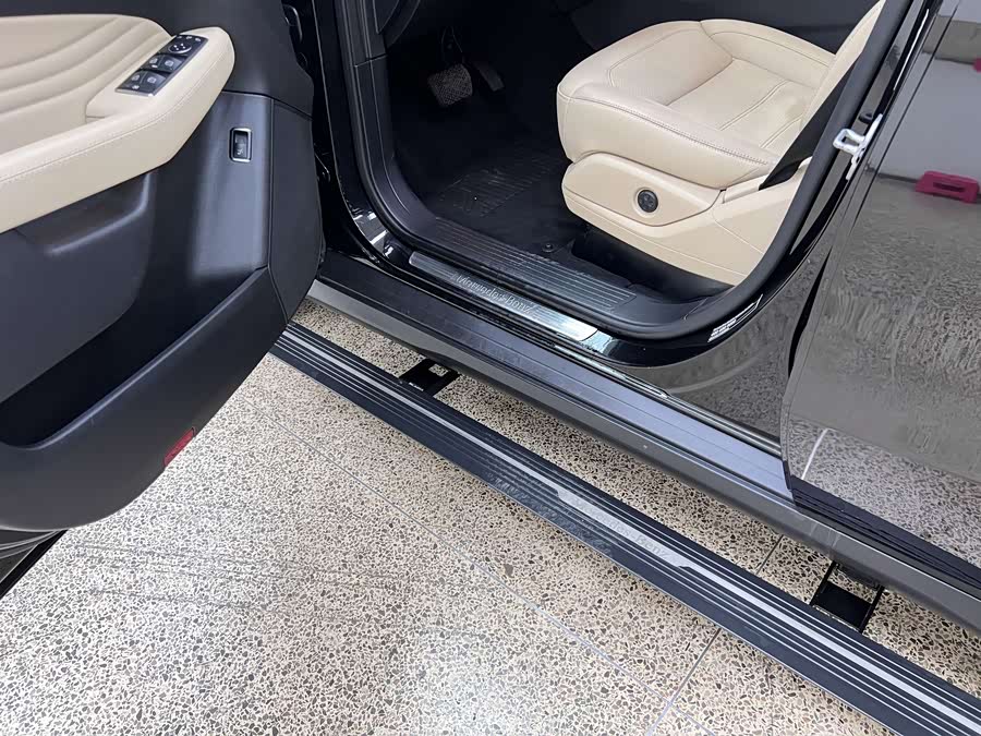 Mercedes-Benz GLE Coupe 2018 car image #10