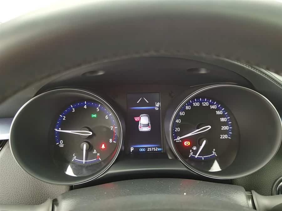 Toyota Izoa 2022 car image #10