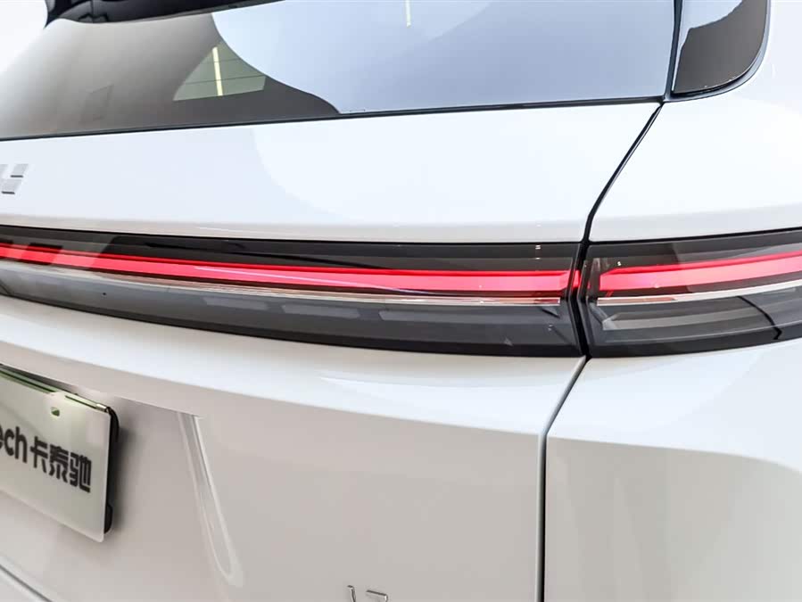 Li L7 2025 صورة سيارة #10