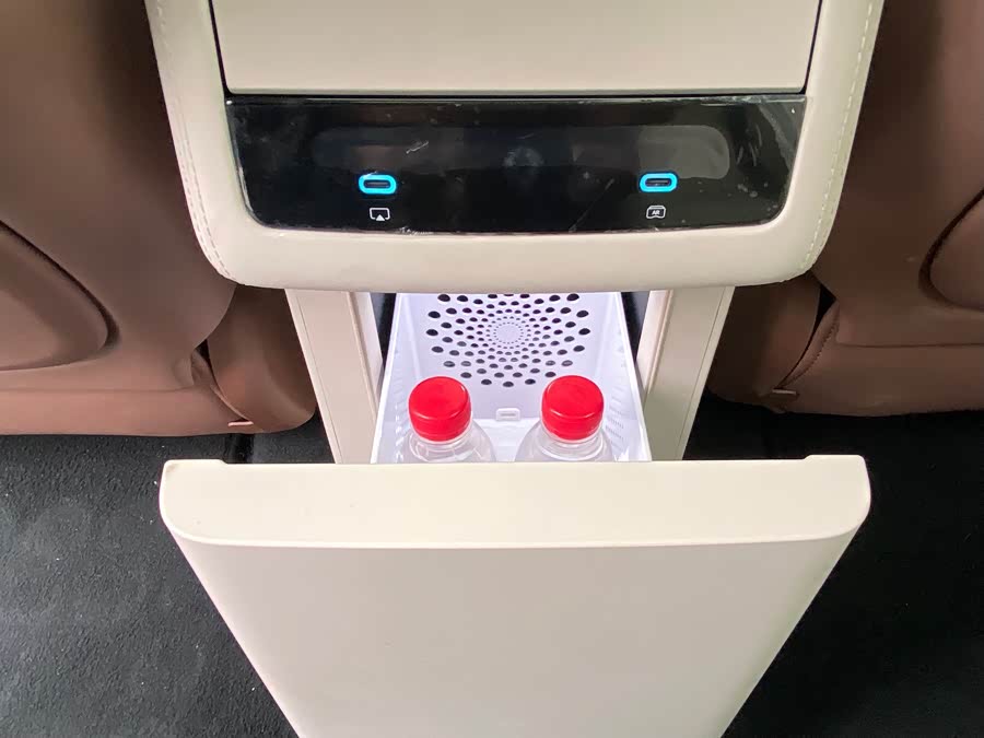 BYD Xia 2025 imagen de coche #10