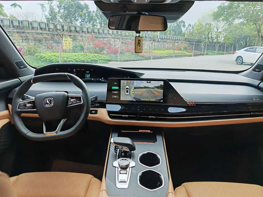 Changan UNI-K 2021 immagine di auto #10